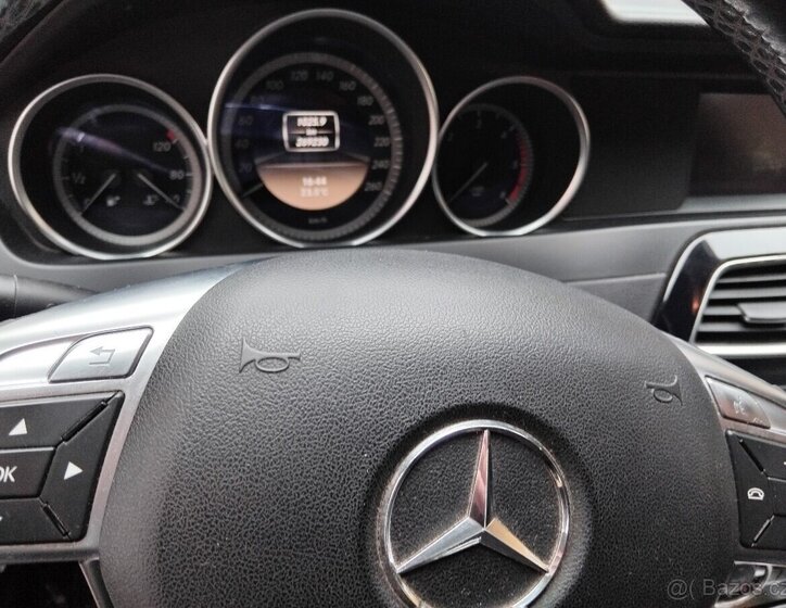 Mercedes-Benz Ostatní Kombi 0,0 88 kw