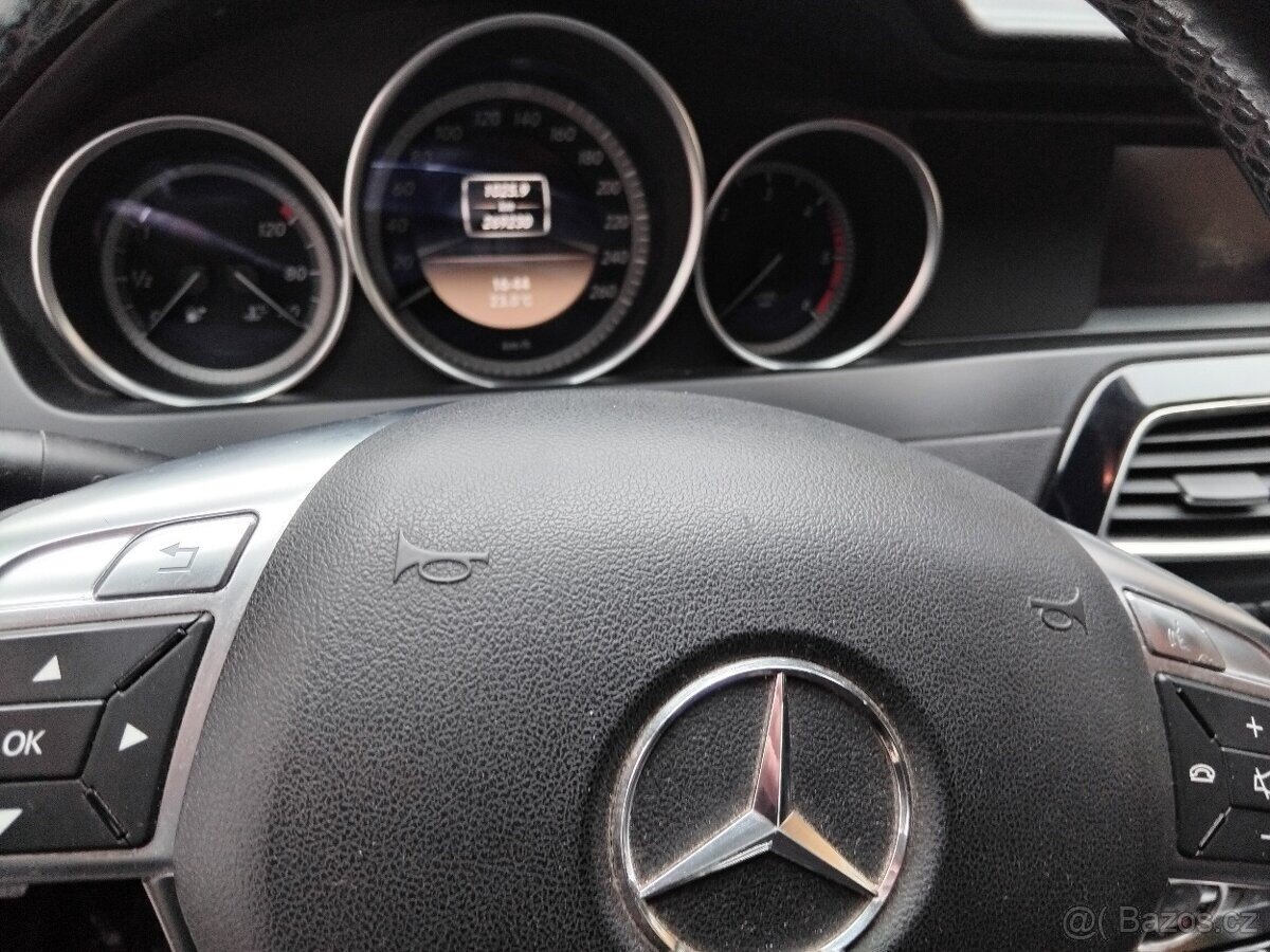 Mercedes-Benz Ostatní Kombi 0,0 88 kw