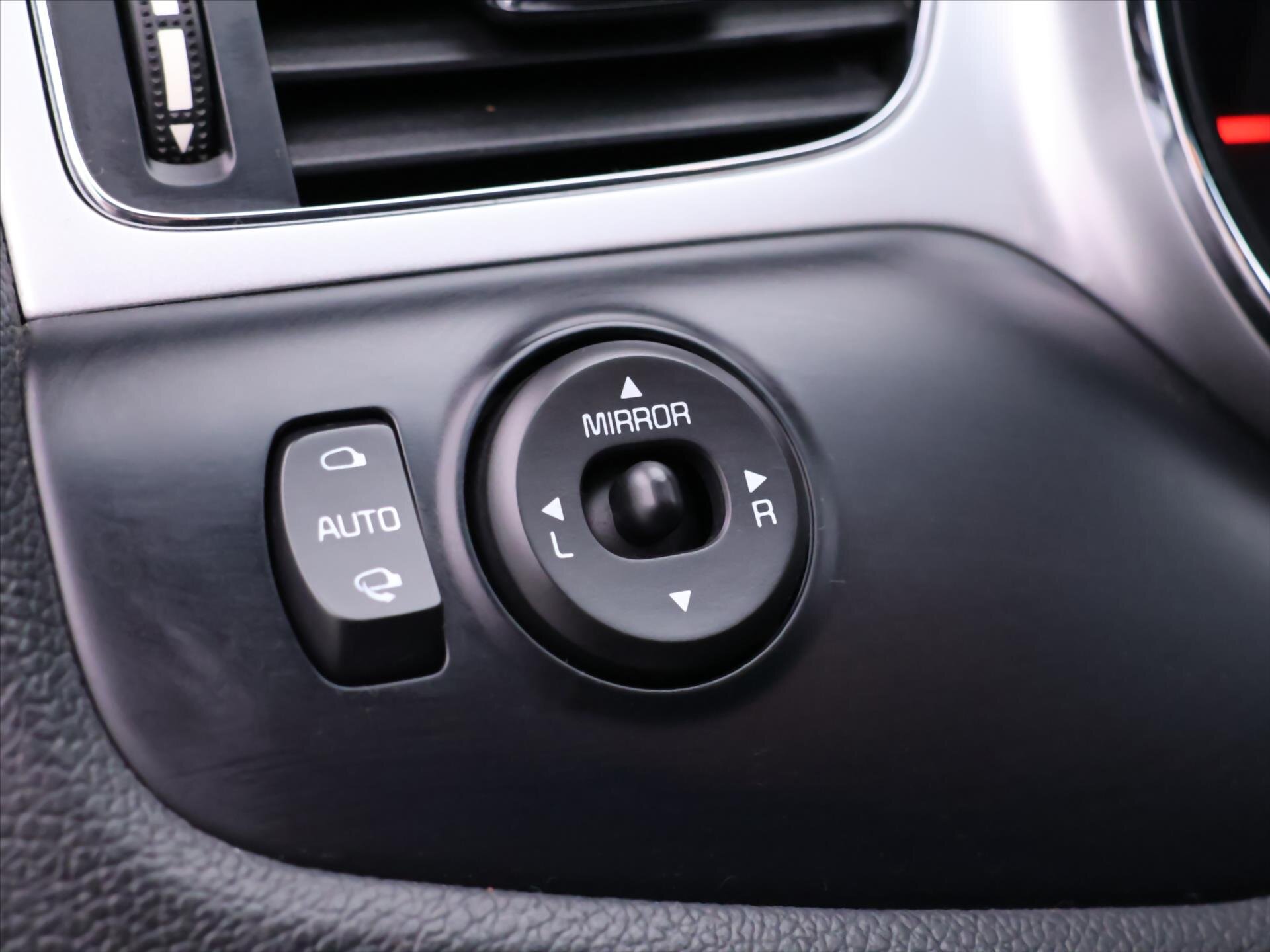 KIA Ceed Hatchback 1,6 l 99 kw