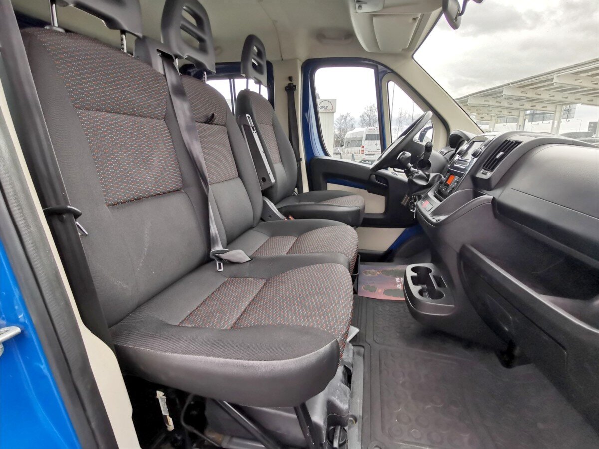 Peugeot Boxer Valník 2,2 l 121 kw