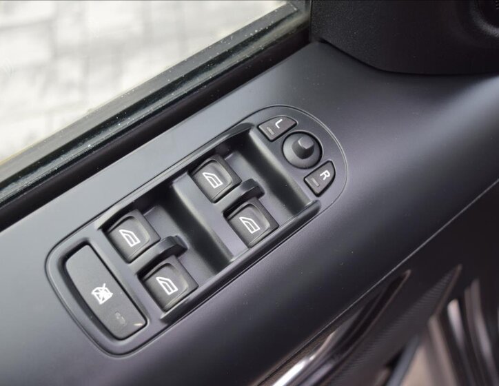 Land Rover Freelander 33