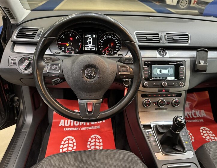 Volkswagen Passat Kombi 2,0 l 103 kw