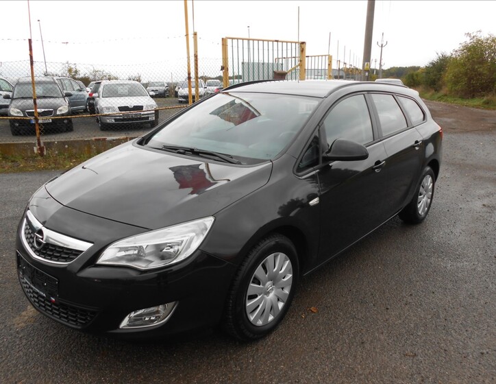 Opel Astra 1