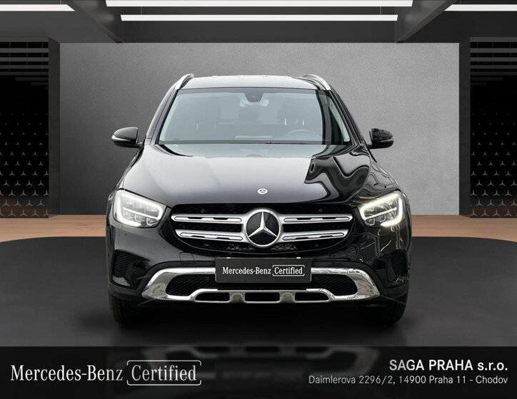 Mercedes-Benz GLC 8