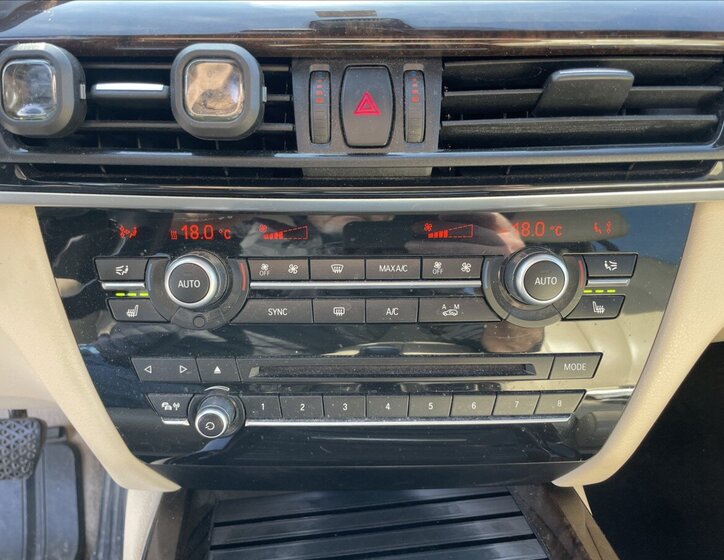 BMW X5 SUV / Terénní 3,0 l 190 kw