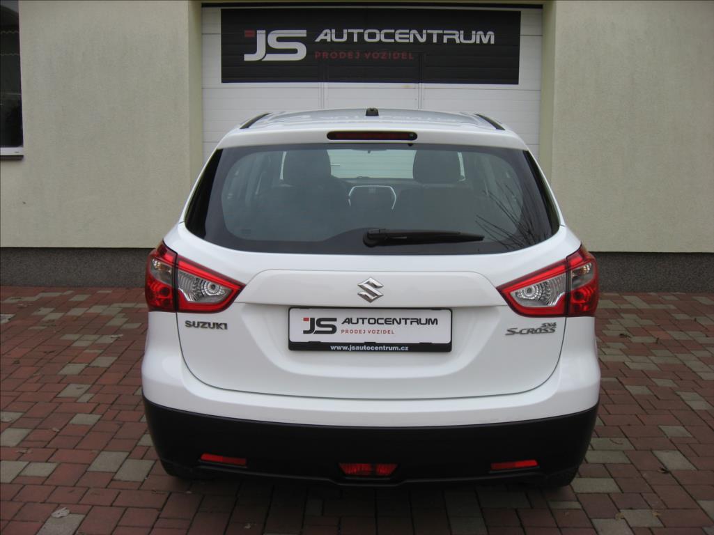 Suzuki S-Cross