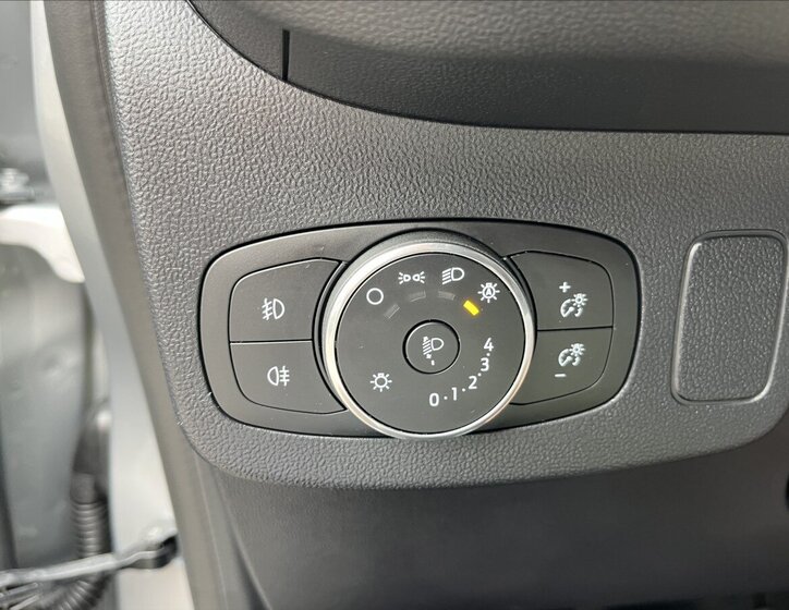 Ford Puma Hatchback 999,0 92 kw