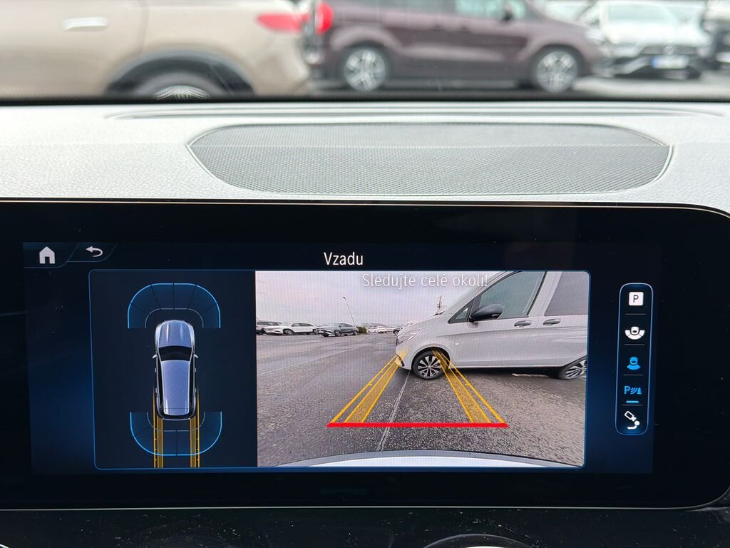 Mercedes-Benz GLB SUV / Terénní 2,0 l 110 kw