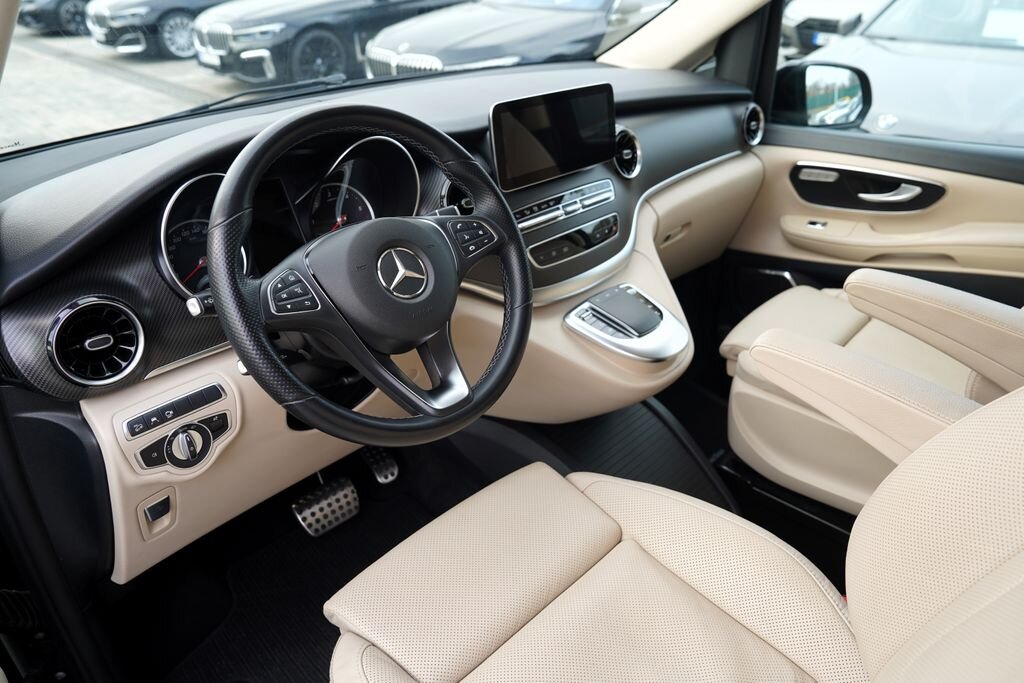 Mercedes-Benz Třídy V MPV 2,0 l 174 kw