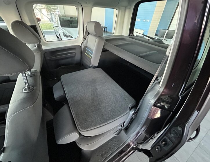 Volkswagen Caddy MPV 1,2 l 77 kw