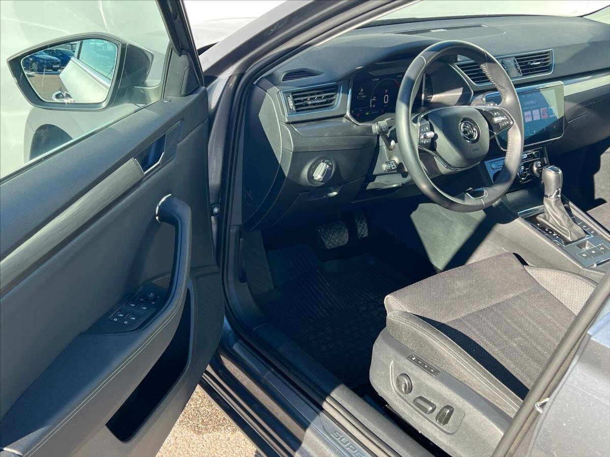 Škoda Superb Kombi 2,0 l 147 kw