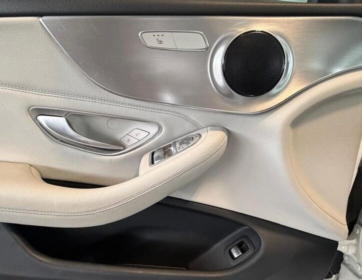 Mercedes-Benz Třídy C 9