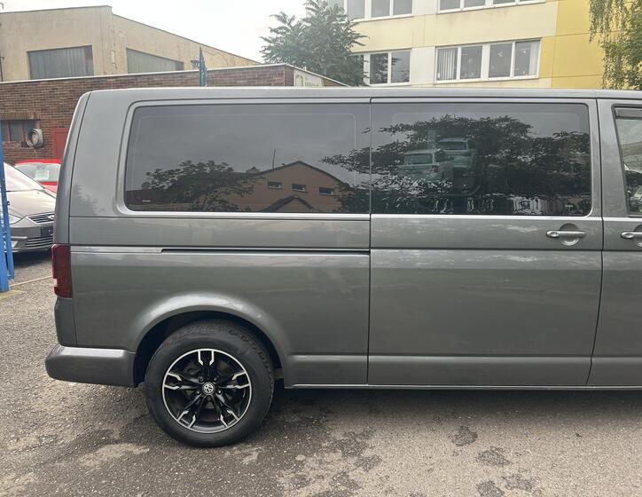 Volkswagen Transporter 16