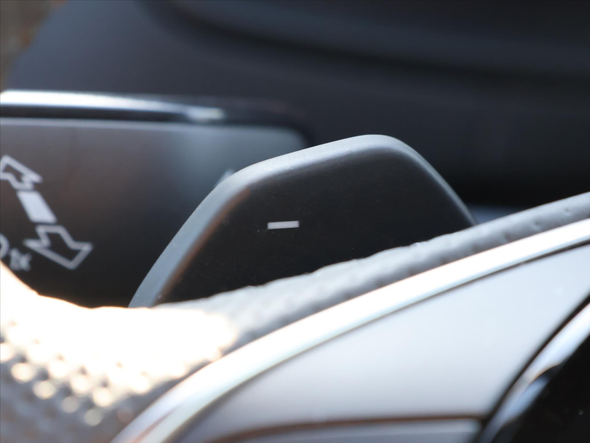 Škoda Karoq SUV / Terénní 1,5 l 110 kw