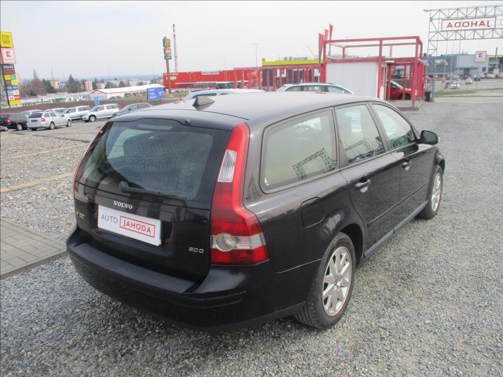 Volvo V50 Kombi 2,0 l 100 kw