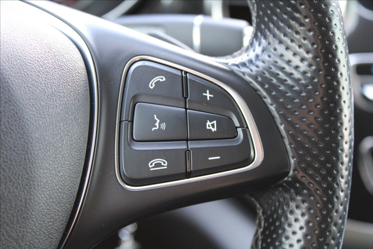 Mercedes-Benz Třídy V Kombi 2,1 l 140 kw