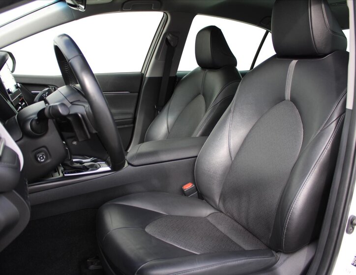 Toyota Camry Sedan 2,5 l 131 kw