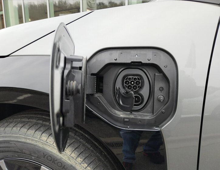 Toyota bZ4X SUV / Terénní 0,0 165 kw