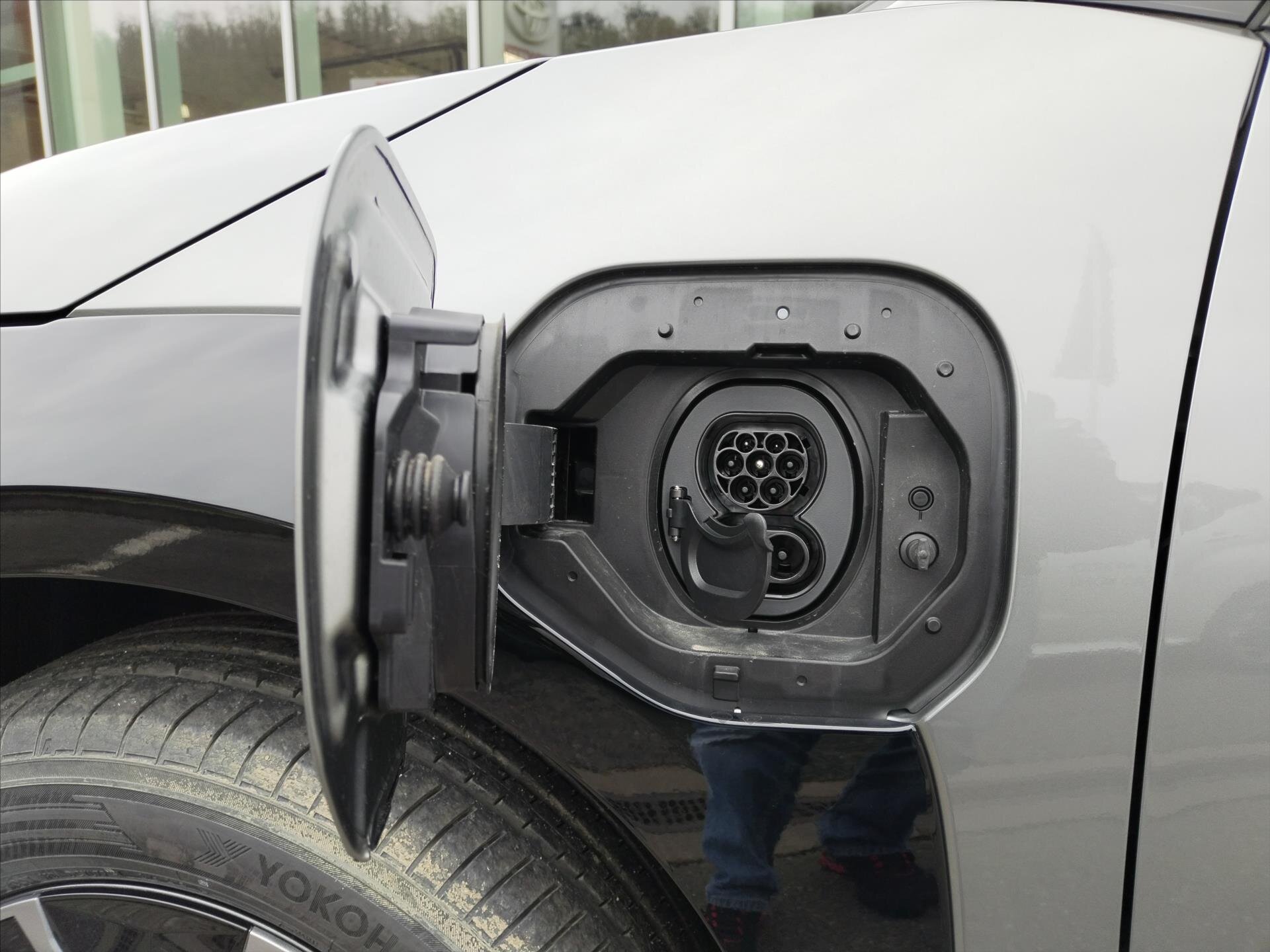 Toyota bZ4X SUV / Terénní 0,0 165 kw