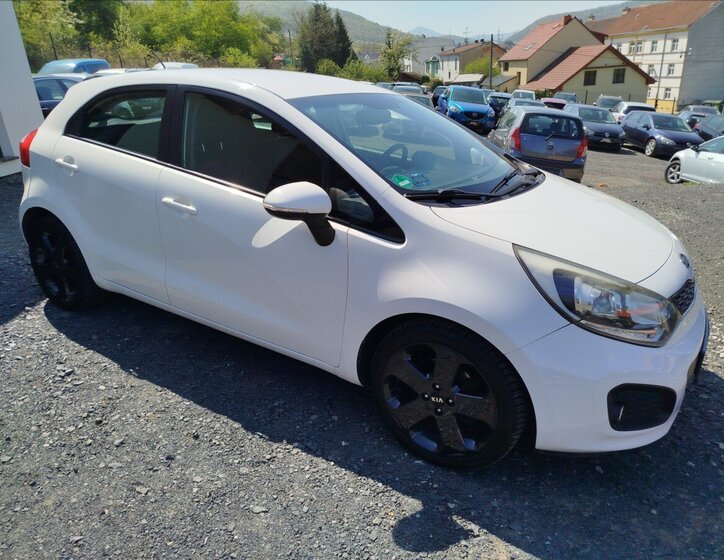 KIA Rio Hatchback 1,4 l 66 kw