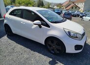 KIA Rio Hatchback 1,4 l 66 kw
