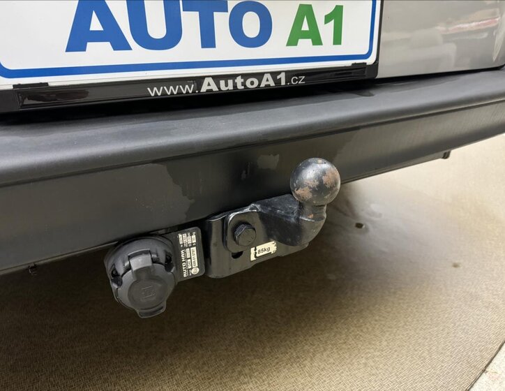 Opel Vivaro Kombi 2,5 l 107 kw