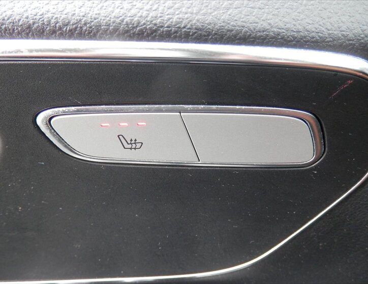 Mercedes-Benz Třídy V Kombi 2,1 l 140 kw