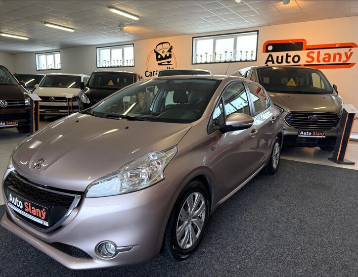 Peugeot 208 Hatchback 1,4 l 70 kw