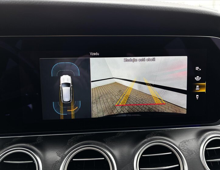 Mercedes-Benz Třídy E Kombi 2,0 l 143 kw