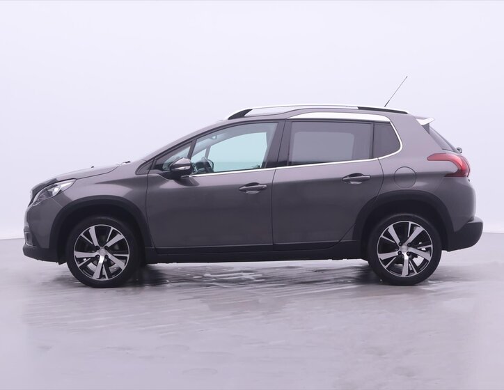Peugeot 2008 4