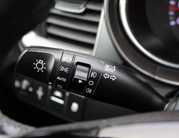 KIA Ceed Hatchback 1,4 l 73 kw