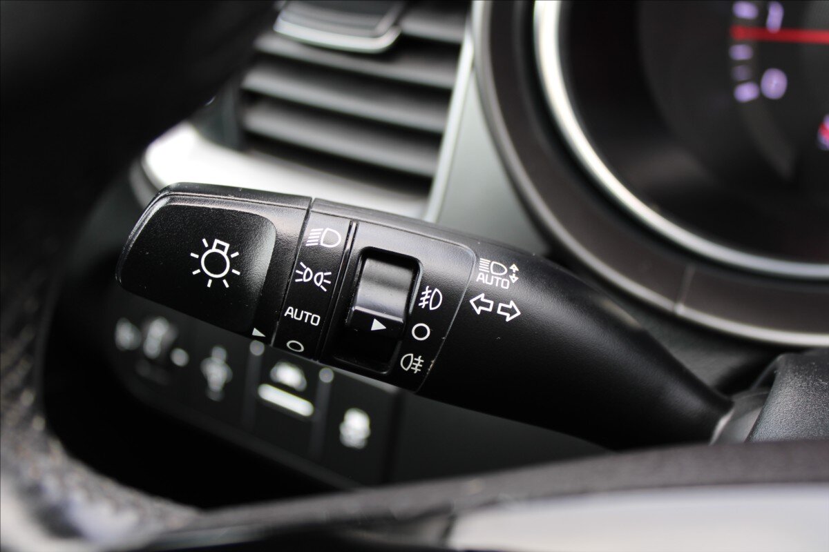 KIA Ceed Hatchback 1,4 l 73 kw