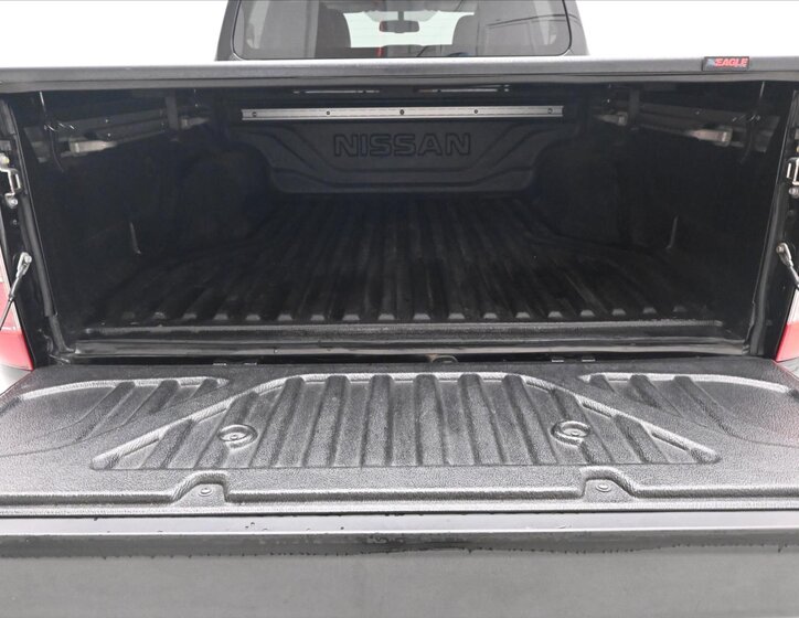 Nissan Navara Pick-up 2,3 l 140 kw