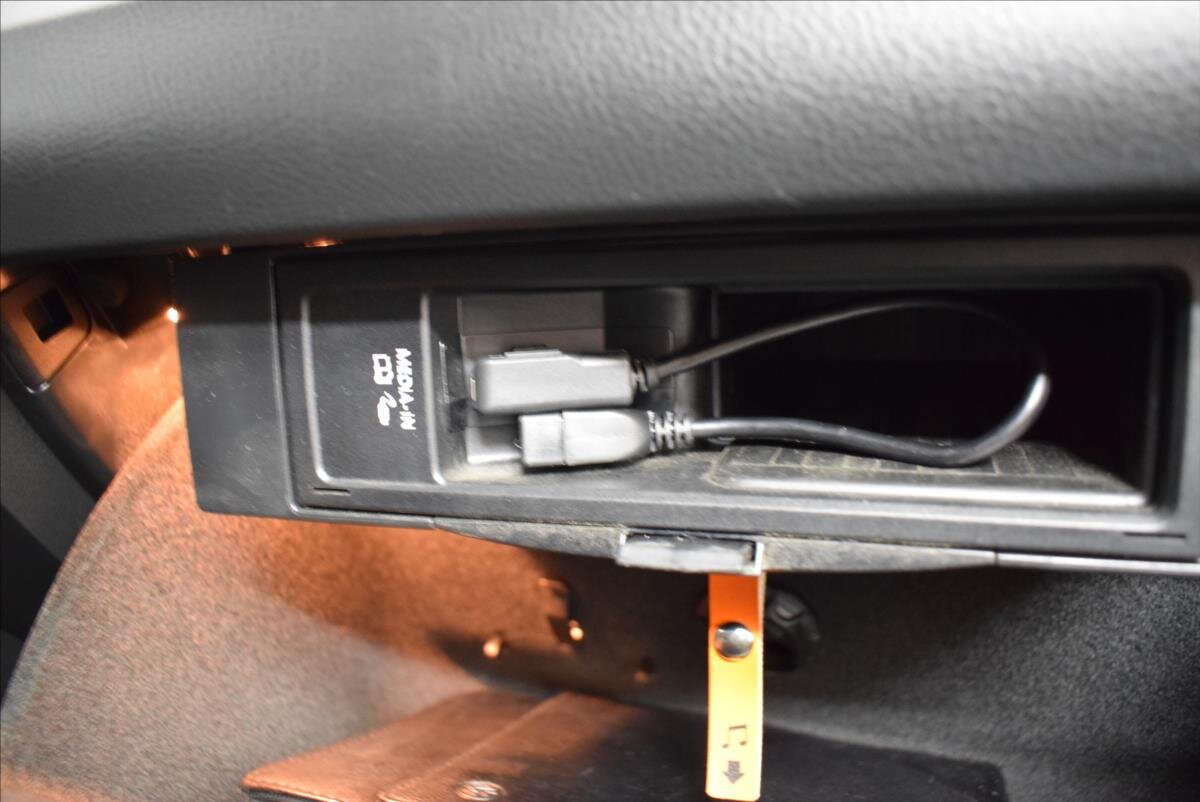 Volkswagen Passat Kombi 2,0 l 103 kw