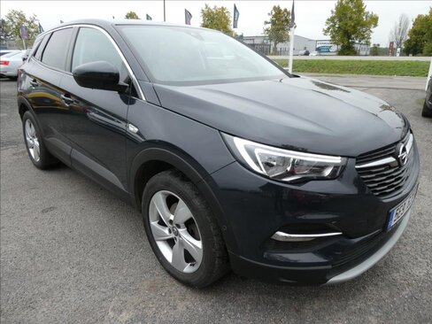 Opel Grandland X SUV / Terénní 1,2 l 96 kw