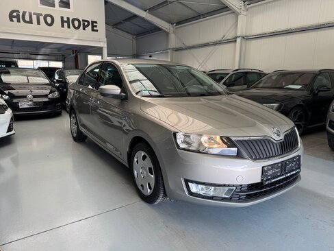 Škoda Rapid Sedan / Limuzína 1,2 l 63 kw