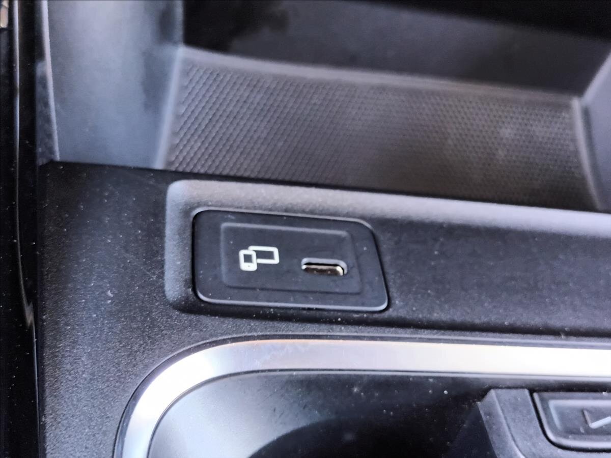 Mercedes-Benz Třídy A Hatchback 1,3 l 80 kw