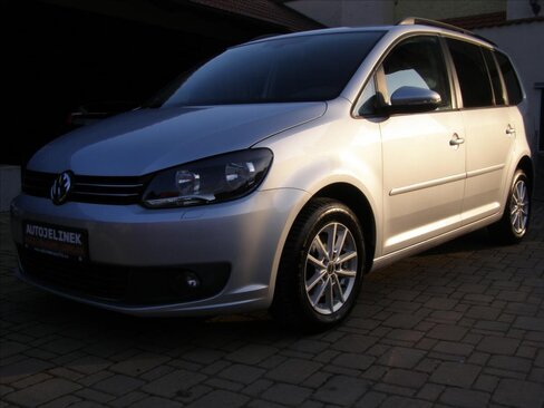 Volkswagen Touran MPV 1,2 l 77 kw