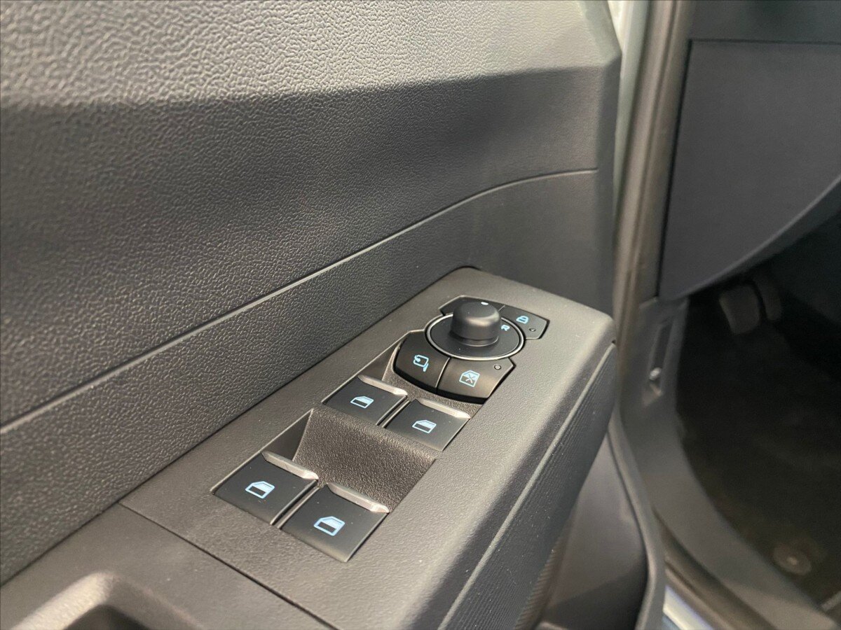 Ford Tourneo Courier MPV 0,0 100 kw