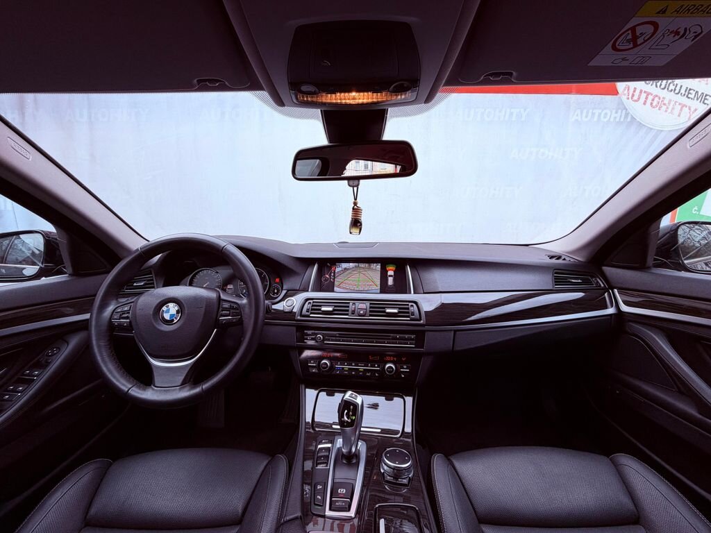 BMW Řada 5 Kombi 3,0 l 190 kw