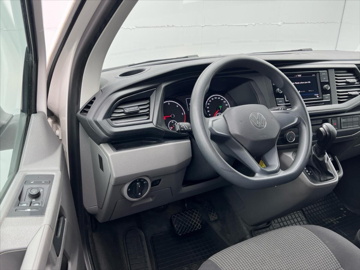 Volkswagen Transporter Skříň 2,0 l 110 kw
