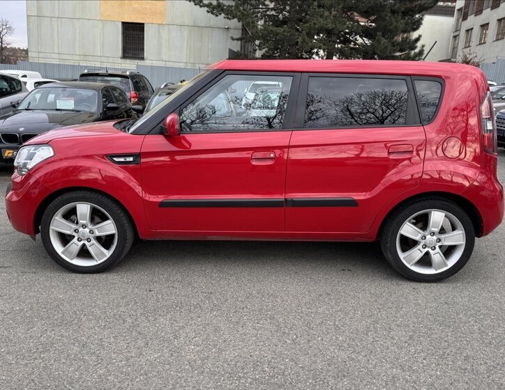KIA Soul Hatchback 1,6 l 94 kw