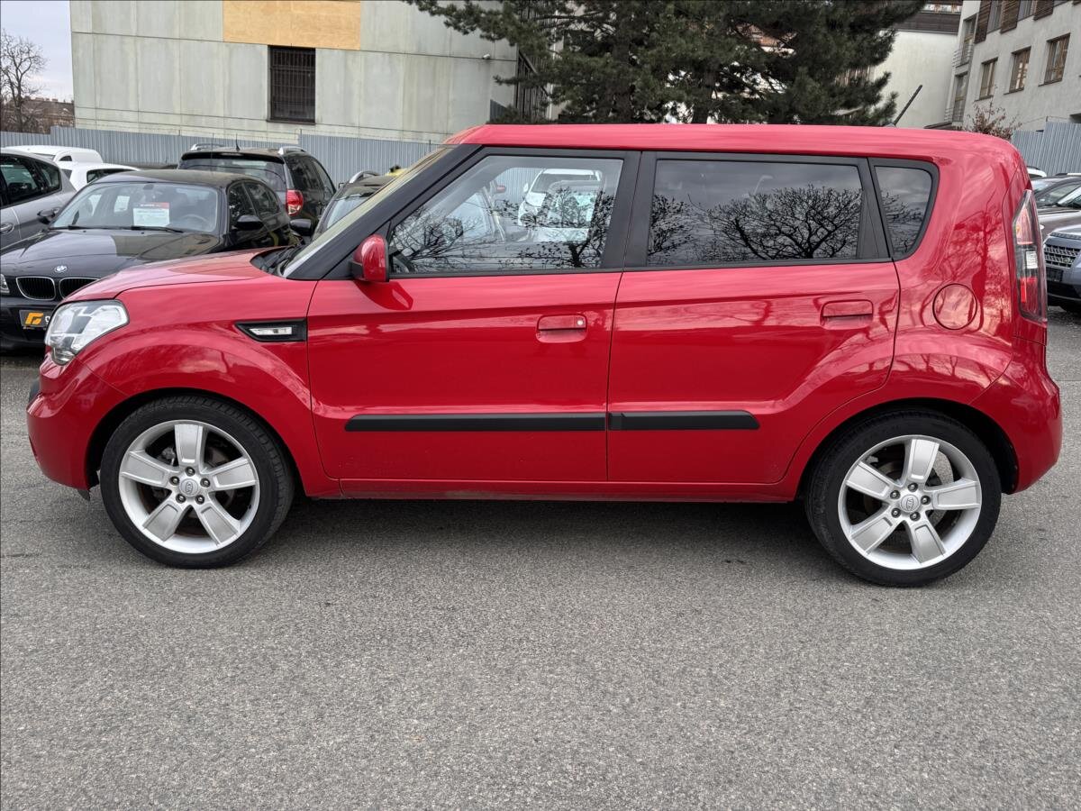 KIA Soul Hatchback 1,6 l 94 kw