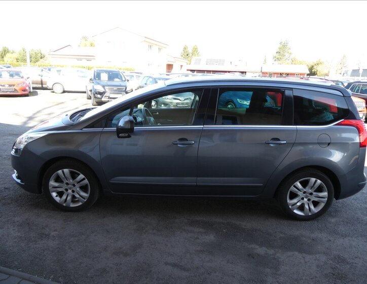 Peugeot 5008 MPV 1,6 l 115 kw