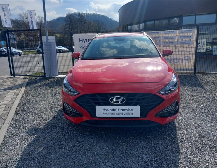 Hyundai i30 Kombi 998,0 88 kw