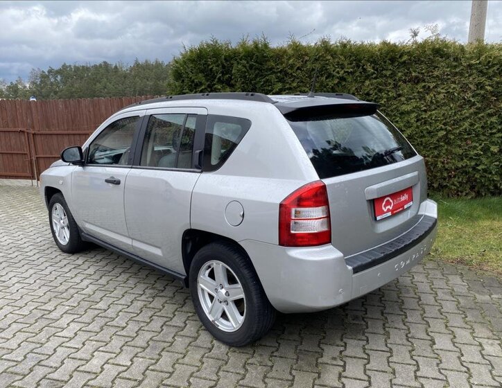 Jeep Compass SUV 2,0 l 103 kw
