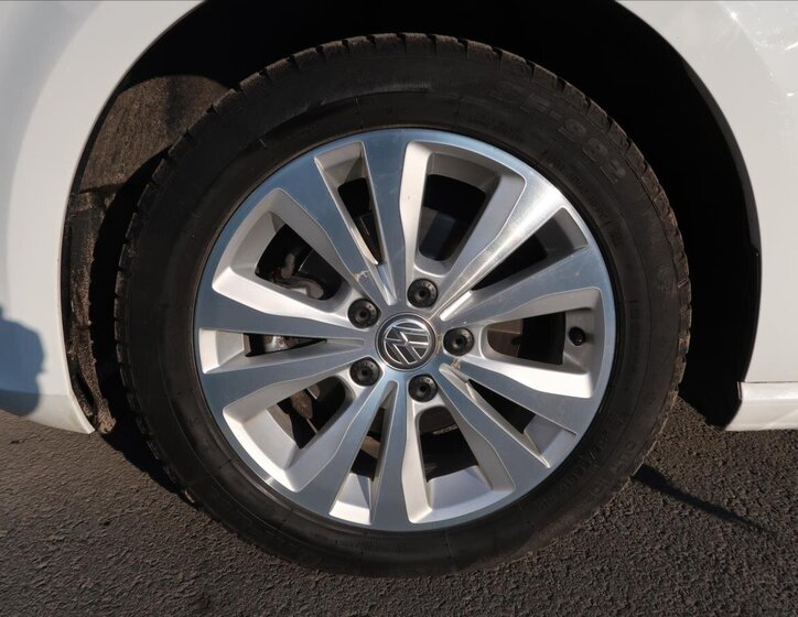 Volkswagen Golf Kombi 1,2 l 81 kw