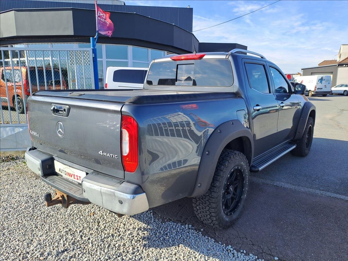 Mercedes-Benz Třídy X