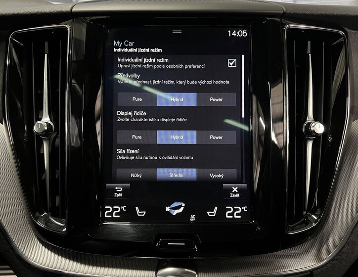 Volvo XC60 SUV / Terénní 2,0 l 288 kw