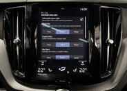 Volvo XC60 SUV / Terénní 2,0 l 288 kw